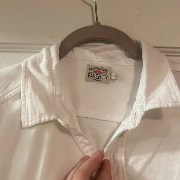 Faherty Sunwashed Knit Shirt, White - S - Picture 6 of 10